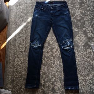 Distressed skinny Levi’s